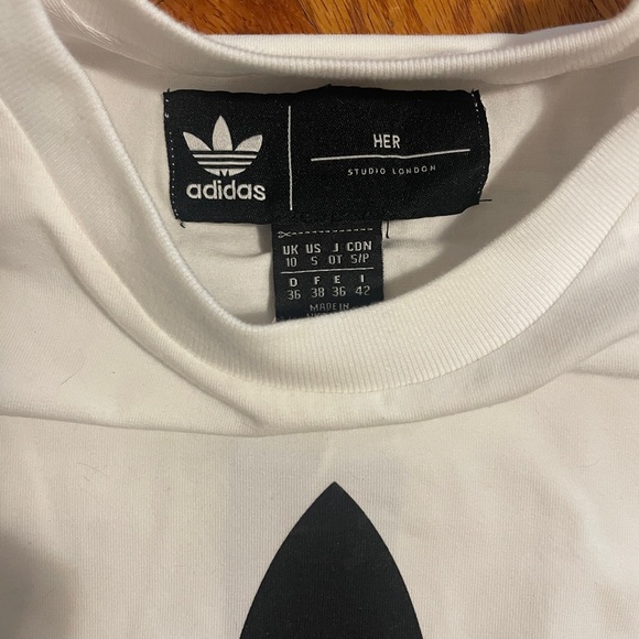 New ADIDAS HER Studio London T-Shirt Top Size Small Hard to Find Discontinued - Picture 7 of 12
